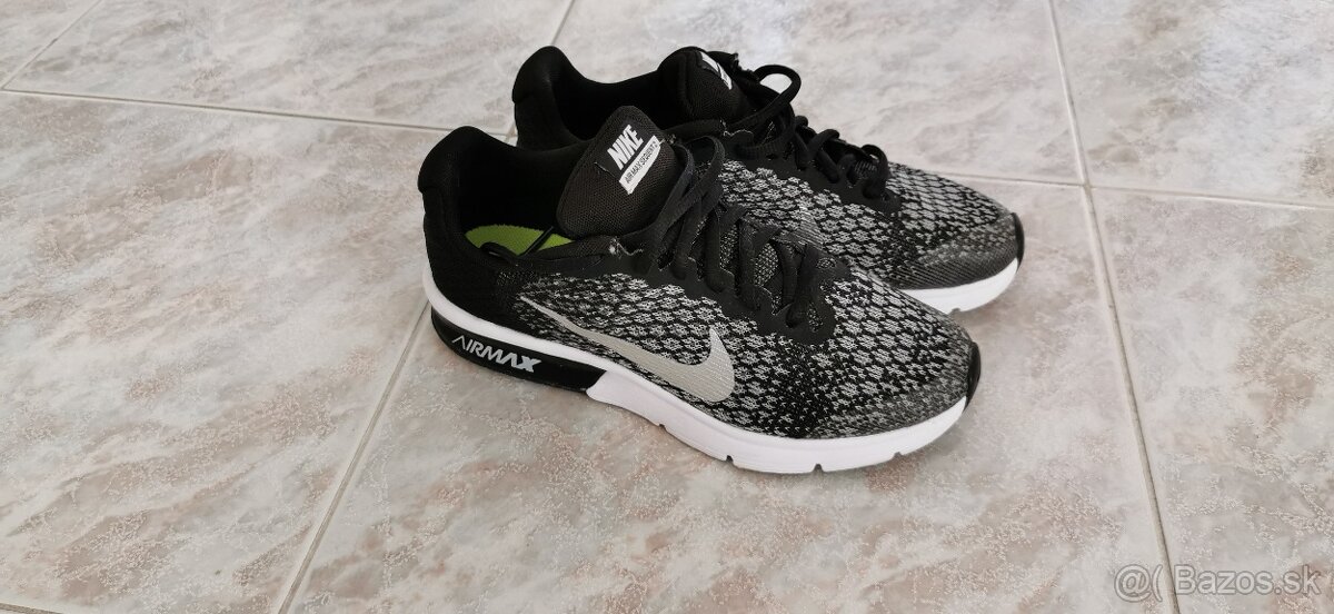 Nike Air Max 38