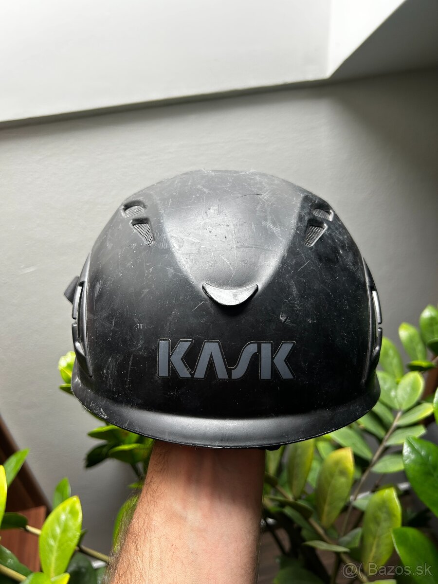 Predám novú prilbu značky Kask