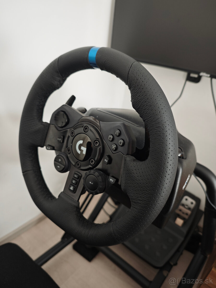 Predám volant Logitech G923 (PC/PS5) so zárukou do 25.3.2026