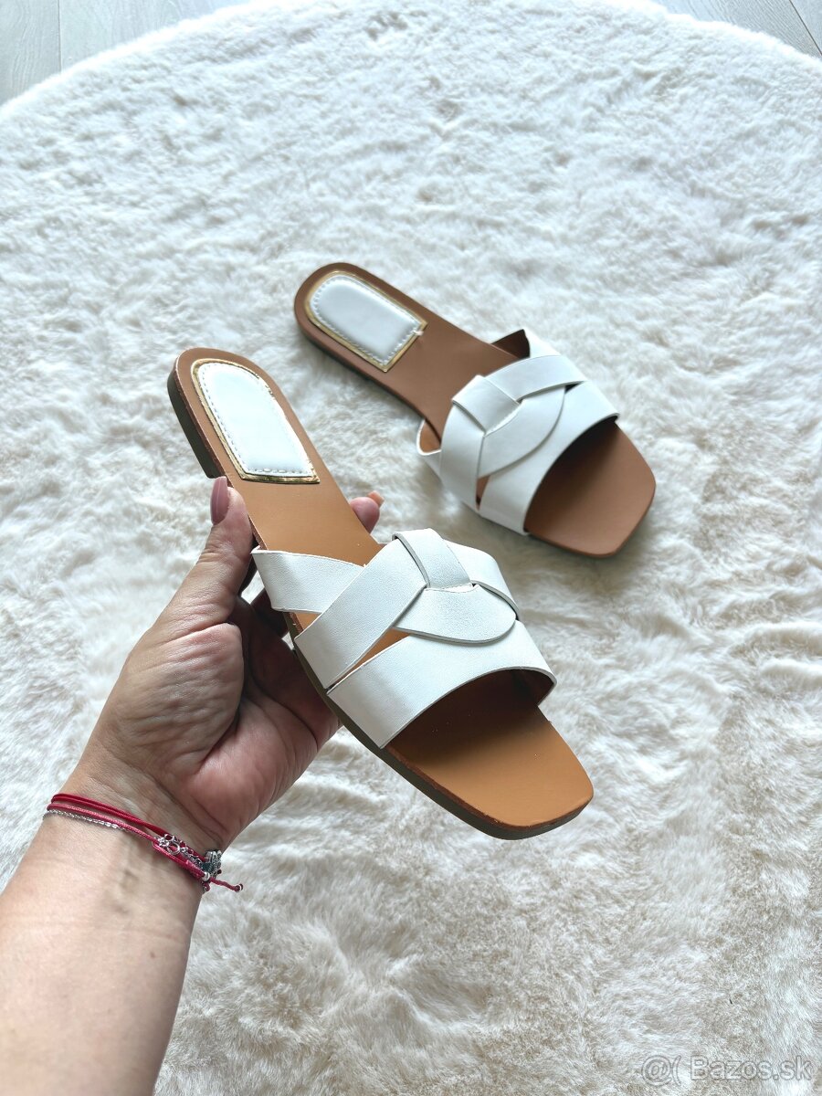 Šľapky white 40