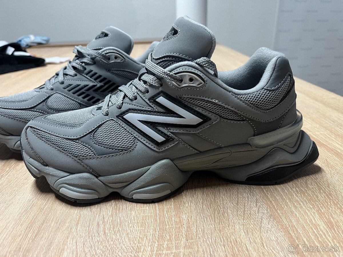 New balance 9060