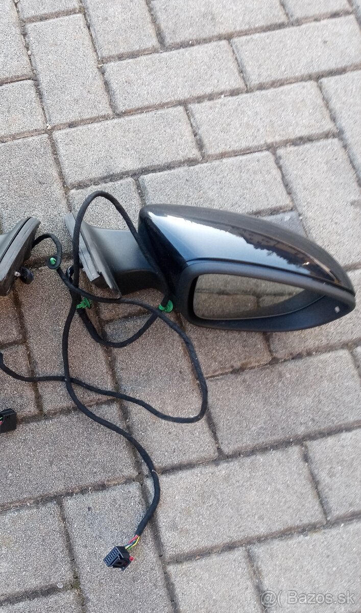 Spätné zrkadlo Passat B7