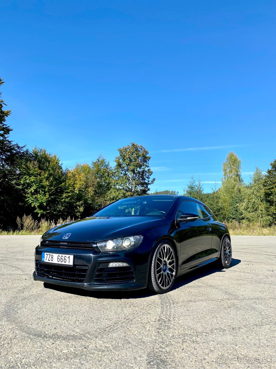 Volkswagen Scirocco R 2.0 TSI DSG