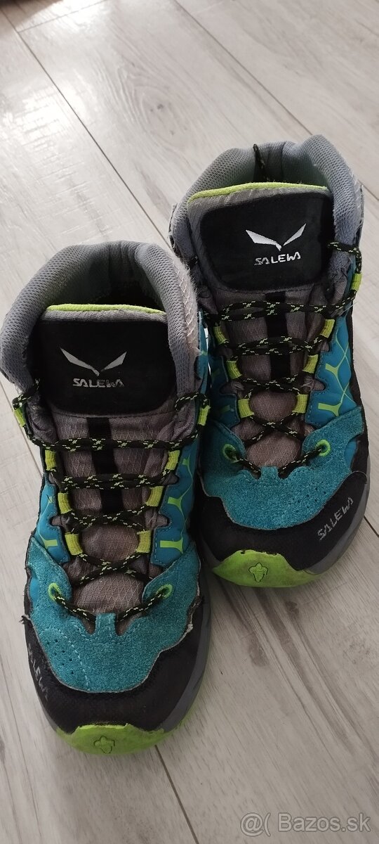 Turistické topánky