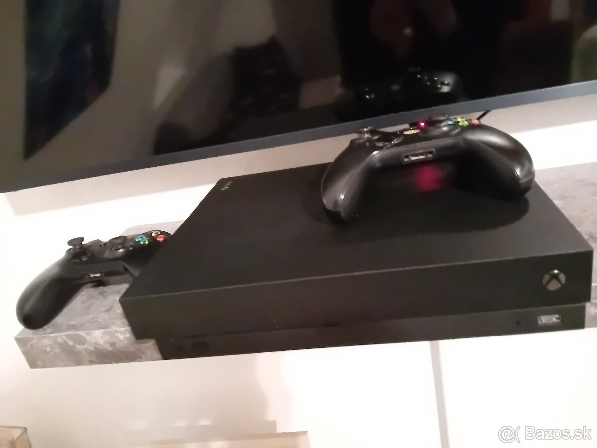 Xbox one X 1TB