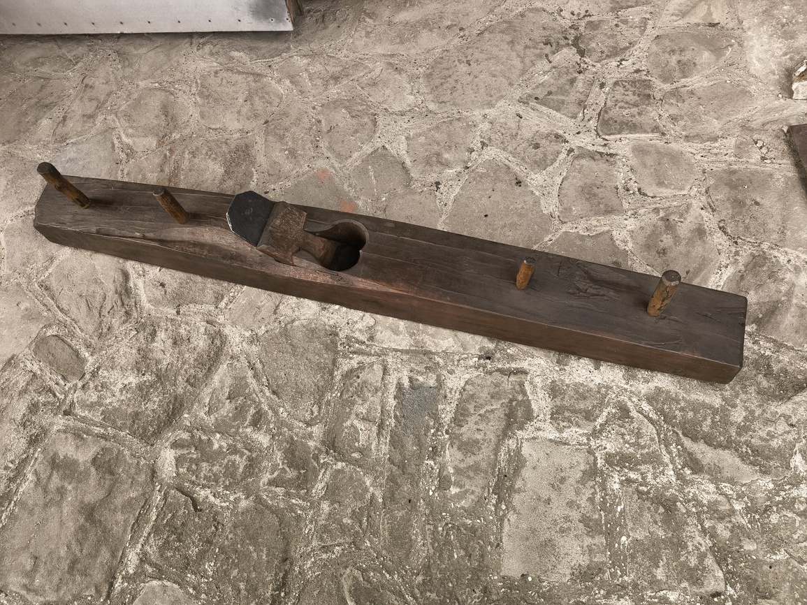 Hoblík,hoblíky,sekera,staré naradie,nebožiec,dlato d65