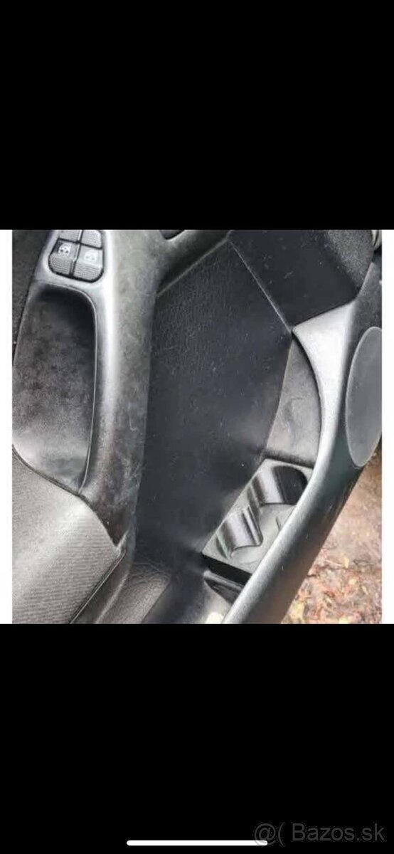 VW golf MK3 držiak na plechovky