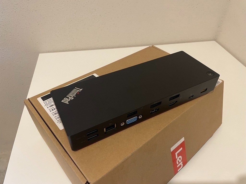 Predám dokovaciu stanicu Lenovo ThinkPad Thunderbolt 3 Dock
