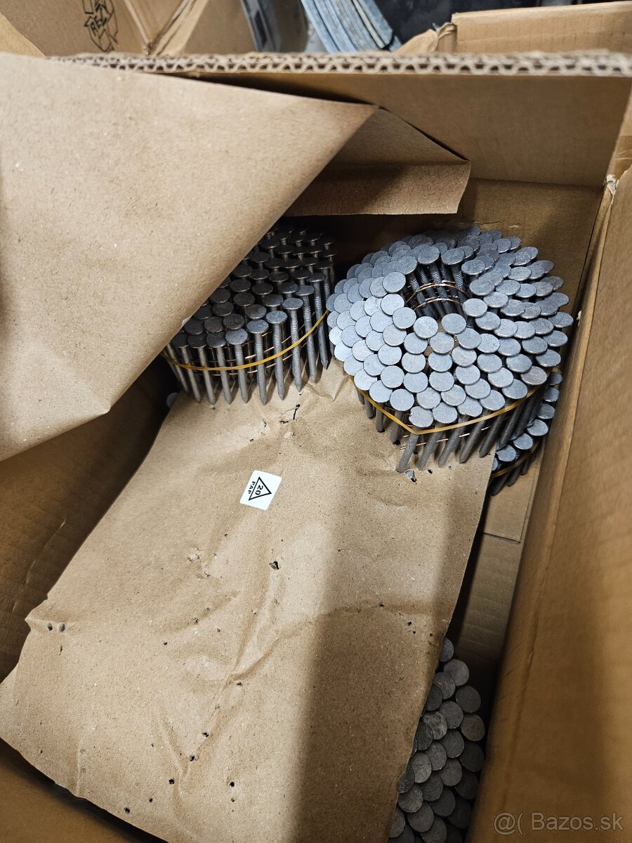 Predám klince DNR do DeWalt klincovačky