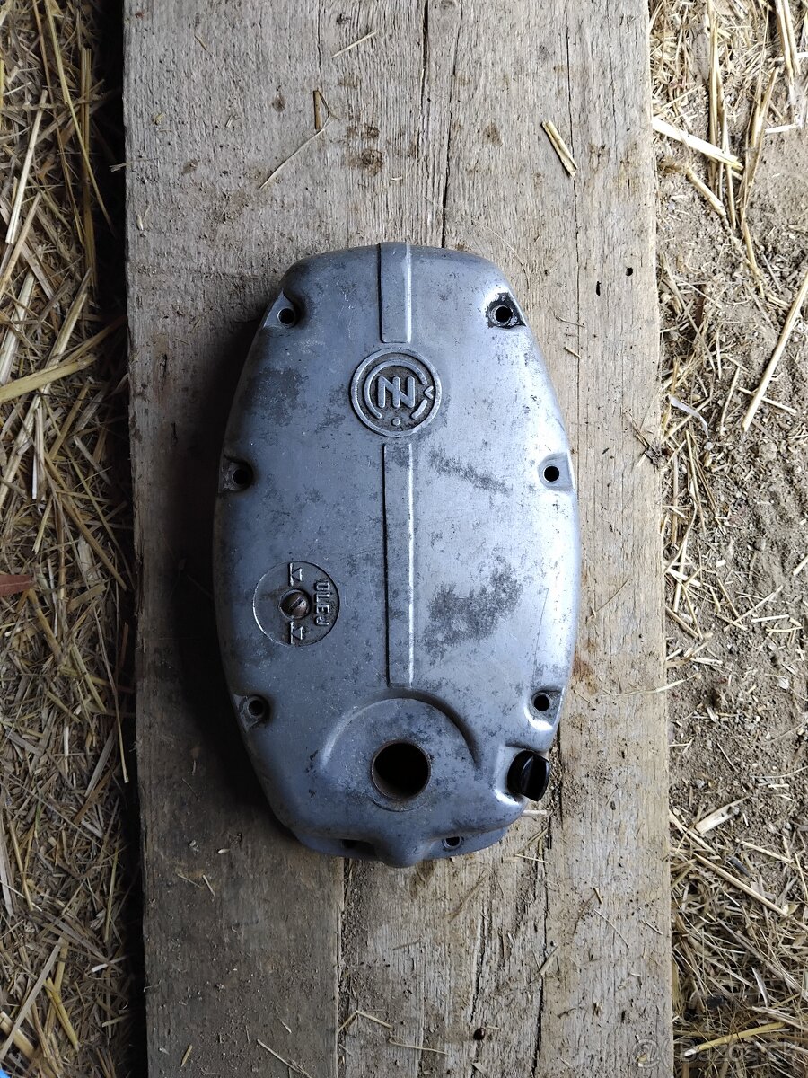 Kryt motora Čz 175 477