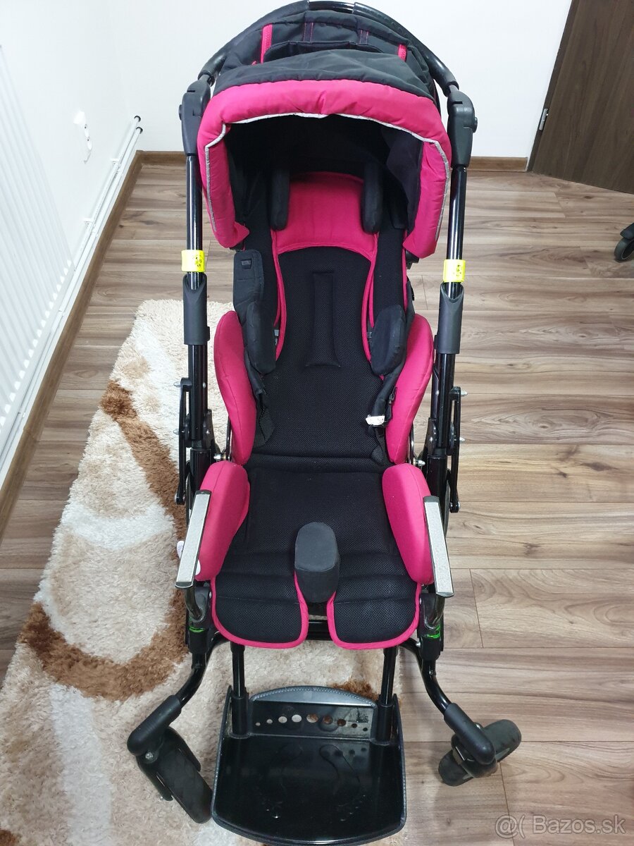 Tžp zdravotny špecialny kočik Autosedačka