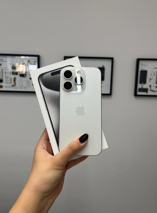 Apple iPhone 15 Pro 128GB White Titanium