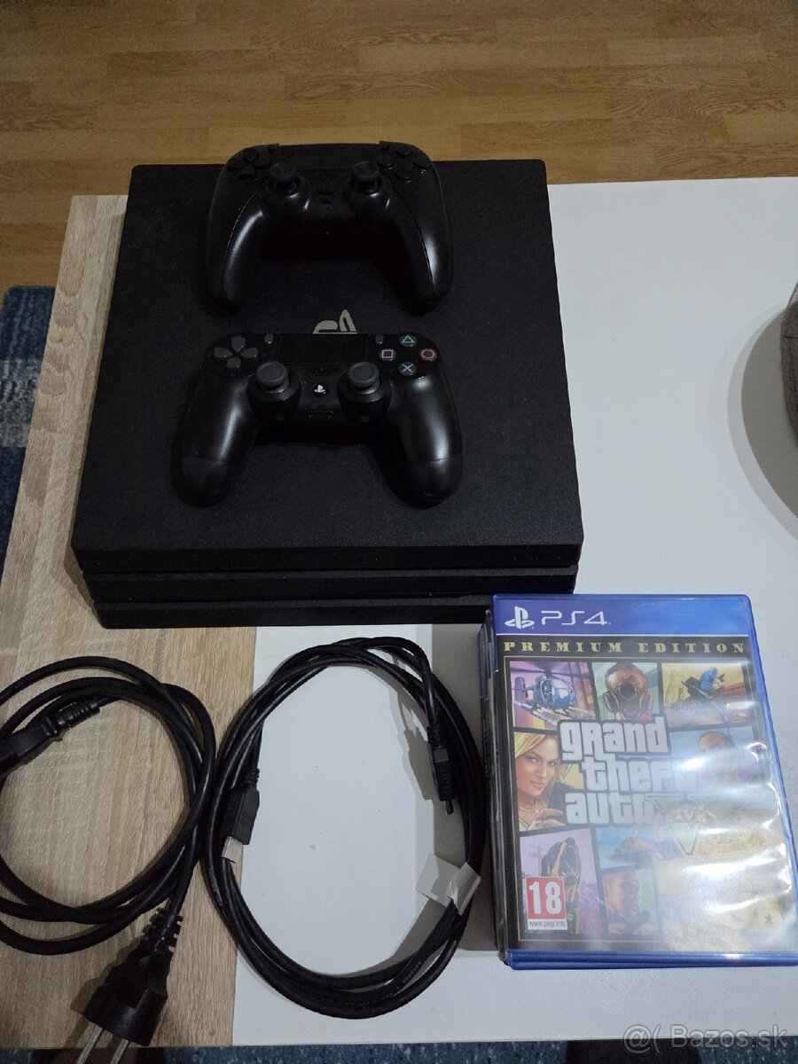 PS4 PRO 1TB – 2 ovládače + 5 hier