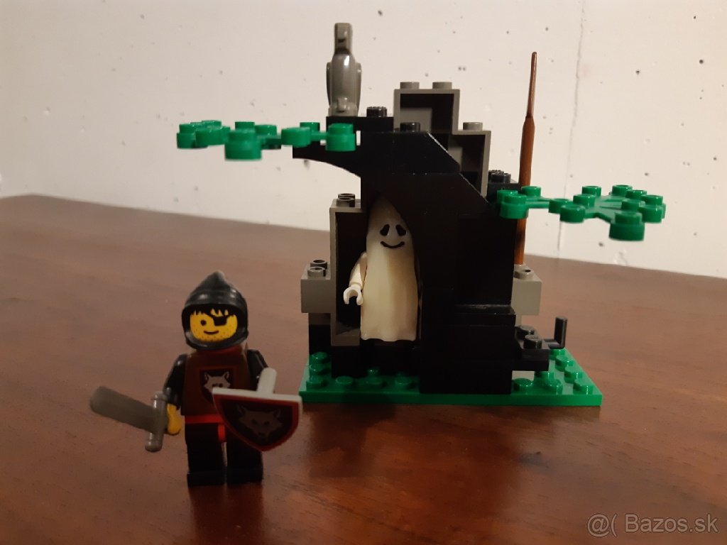 Lego Castle Wolfpack - 1596 Ghostly Hideout