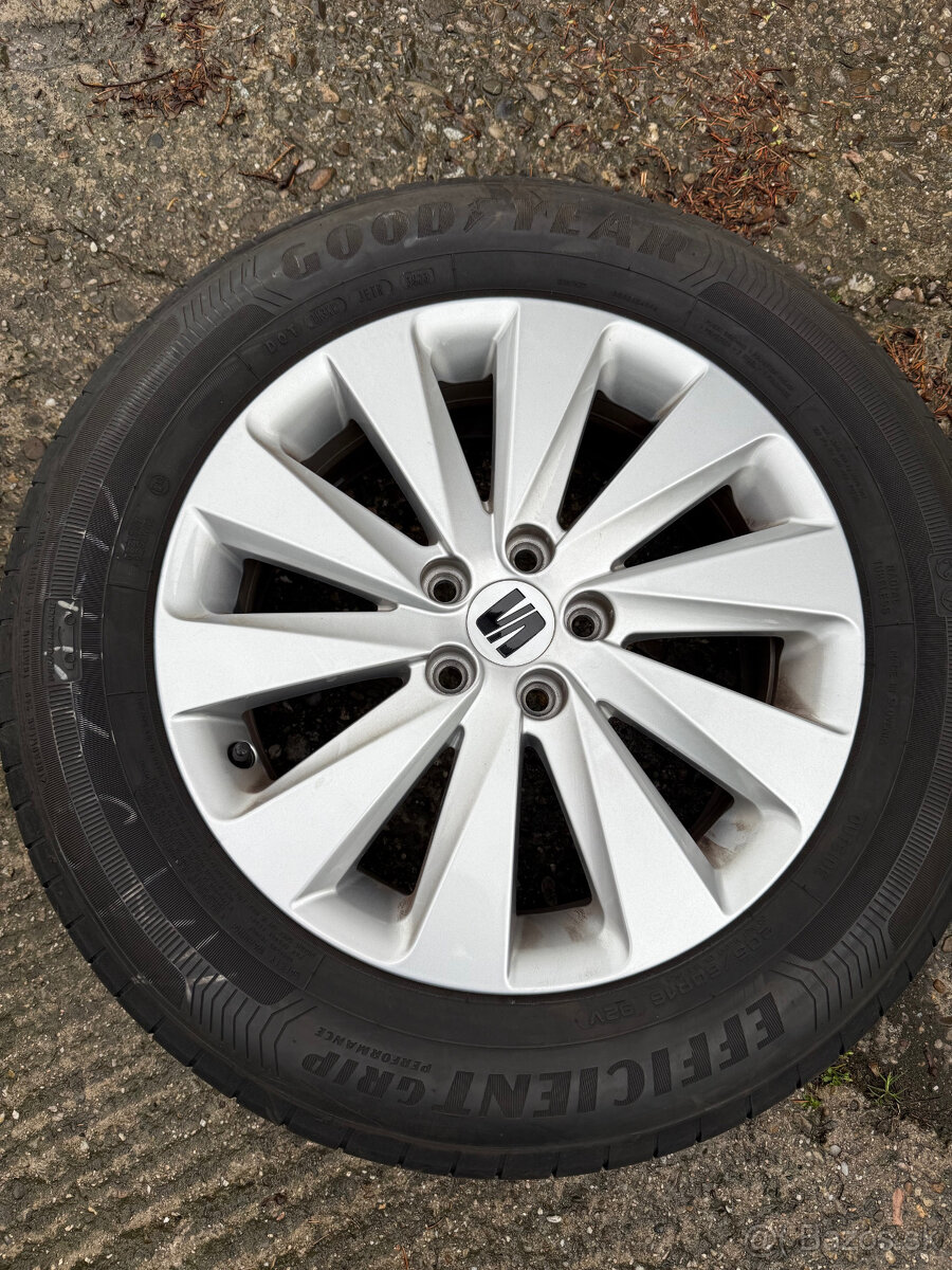 nová komplet sada SEAT ARONA 205/60R16 (4ks)
