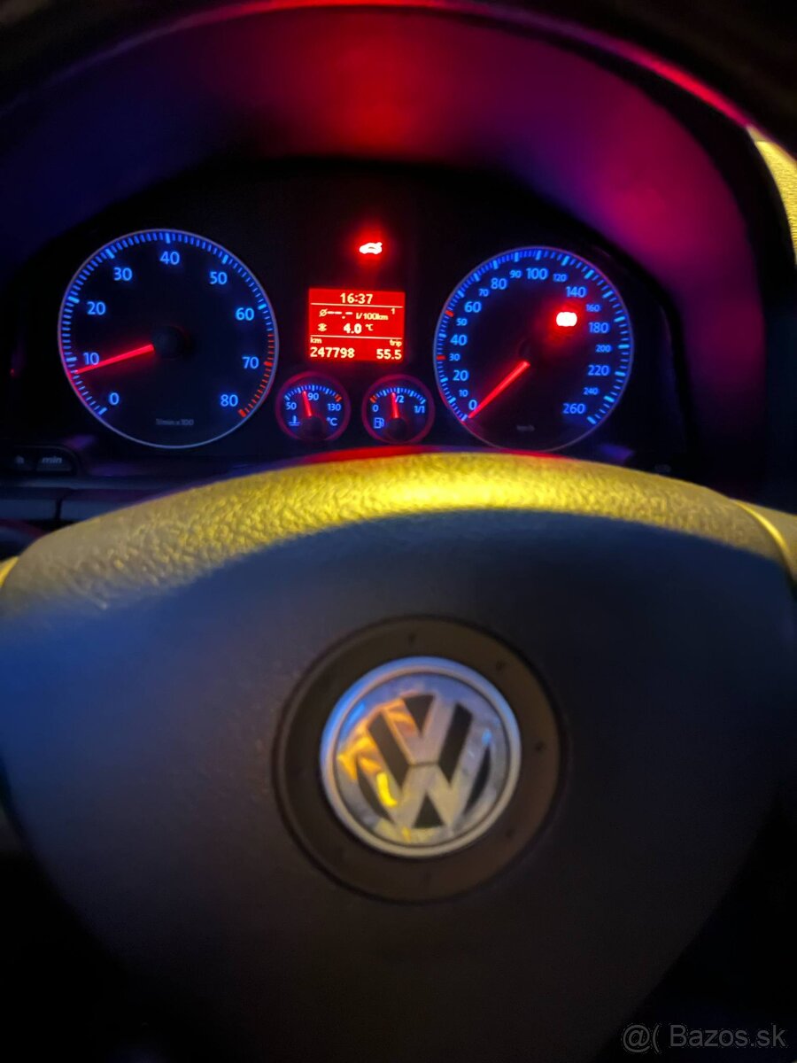 VW Golf 5 benzin