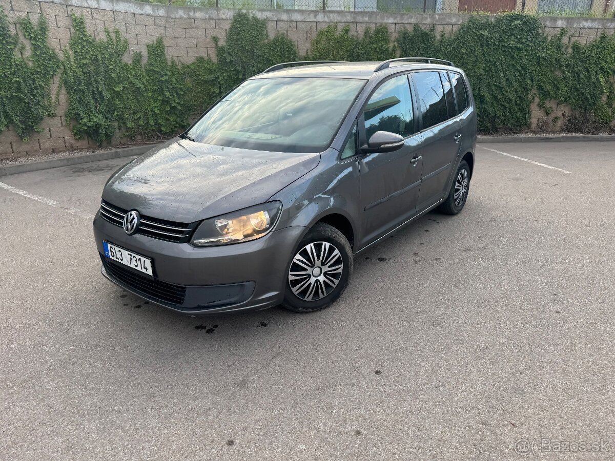 Prodam VW Touran 1T3, 7 mist, spolehliva motorizace 1.6Tdi 7