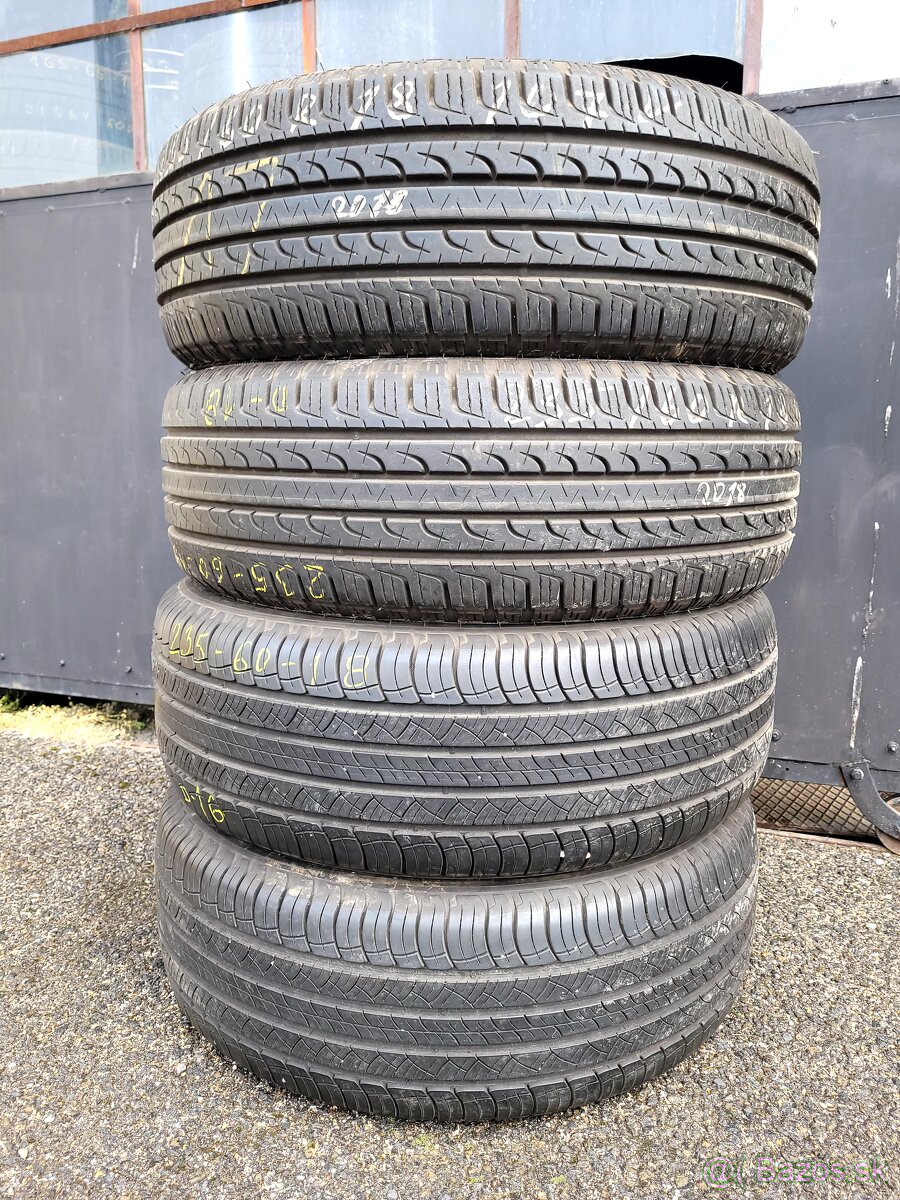 235/60 R18