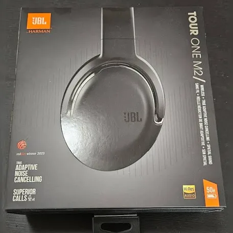 JBL Tour ONE M2 sluchadla
