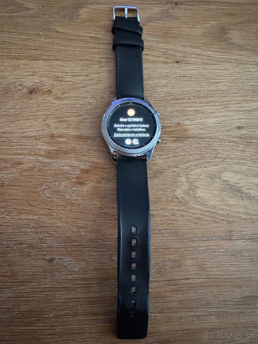Samsung Gear S3 classic + nabíjačka
