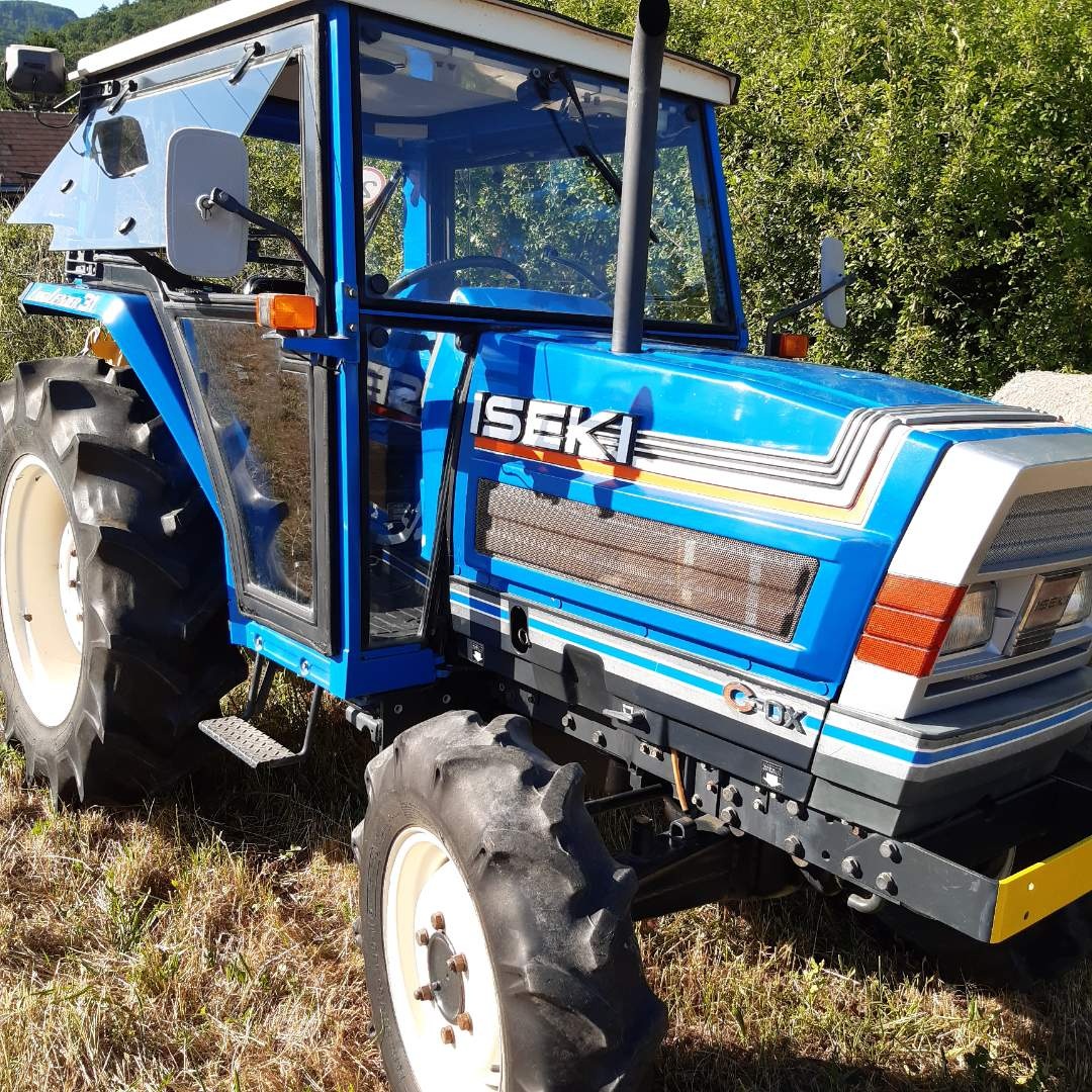 Traktor ISEKI