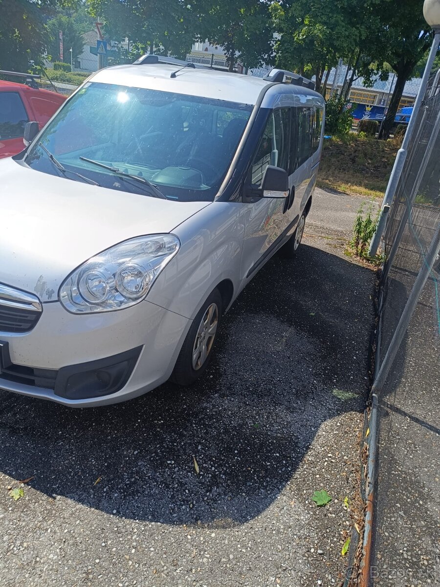 Opel Combo Fiat Doblo 1.6 CDTI