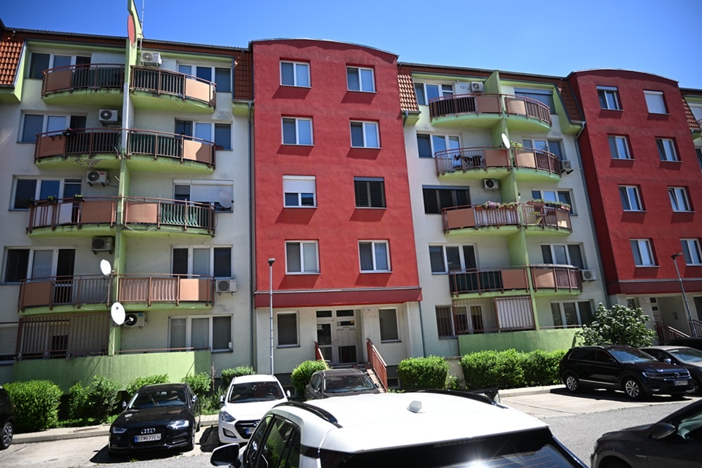 DOBRE SITUOVANÝ 1,5 IZB. BYT S PIVNIČNOU KOBKOU, BALTSKÁ UL.