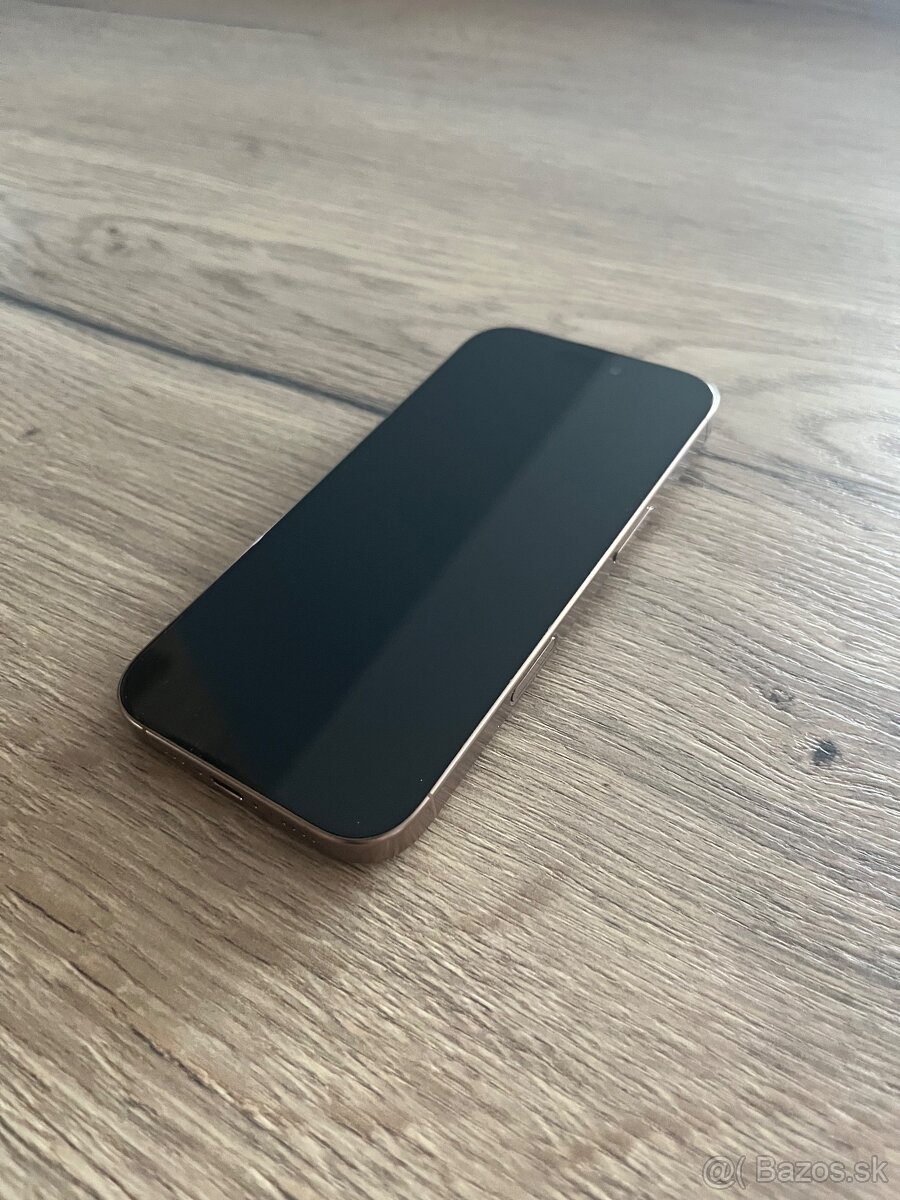 Apple iPhone 16 Pro