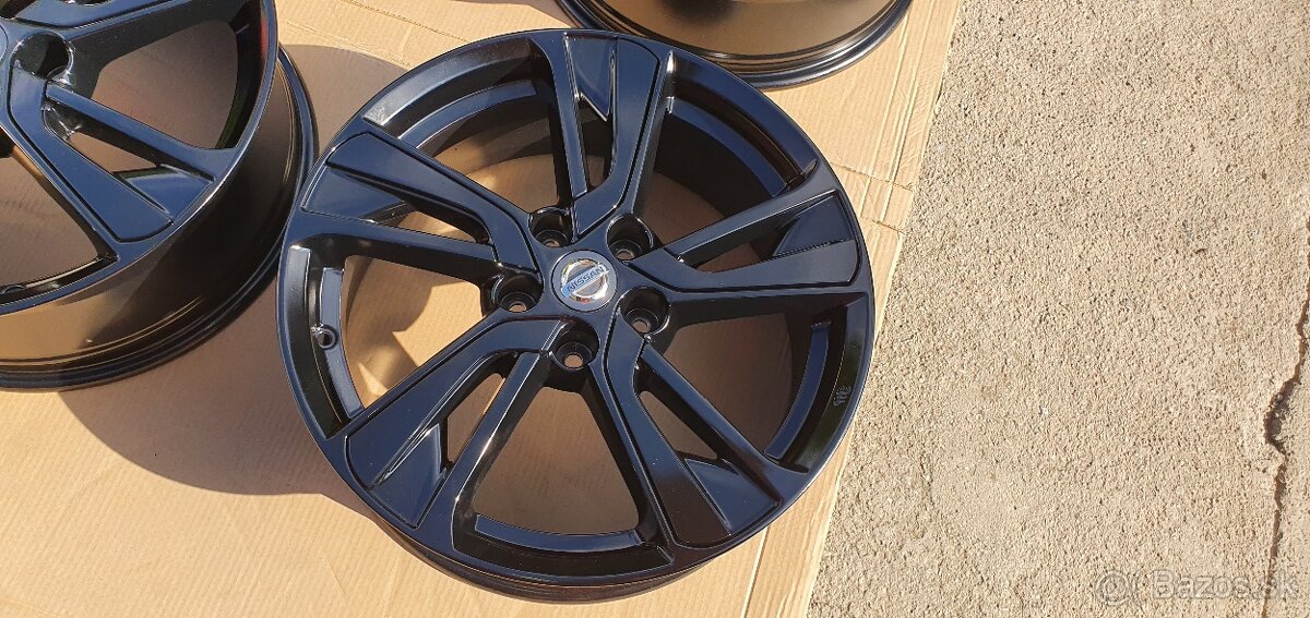Nissan qashqai 5x114,3 r18 honda cr-v toyota renault