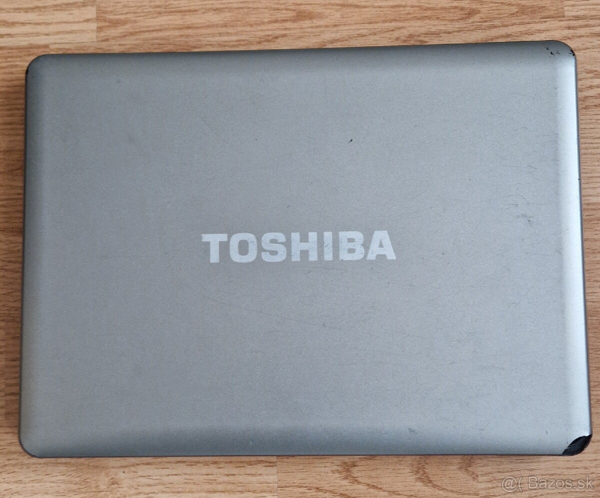 Predam notebook Toshiba na diely