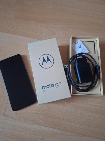 Predám nový telefón Motorola G84 5G (8+8GB)/256GB