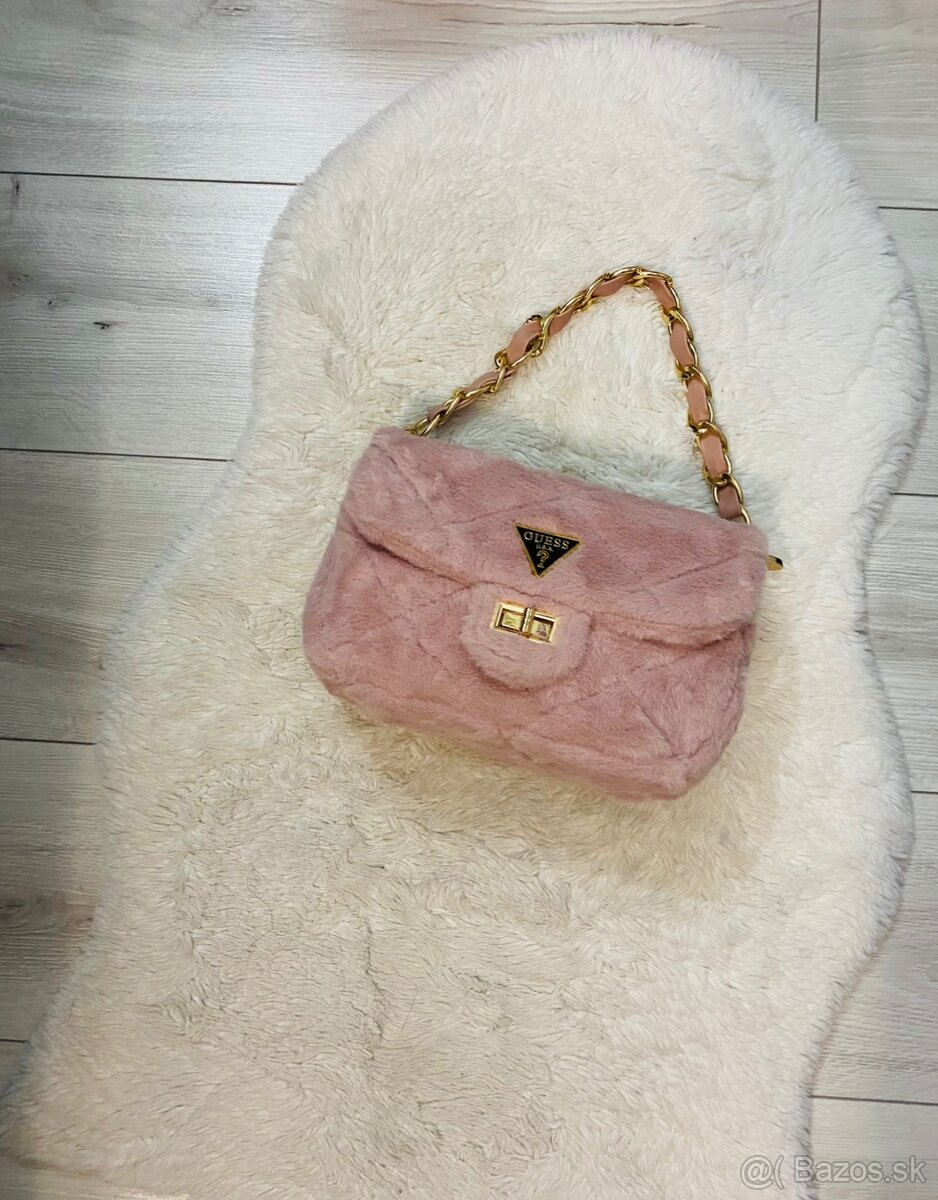 Ruzov zimná kabelka guess