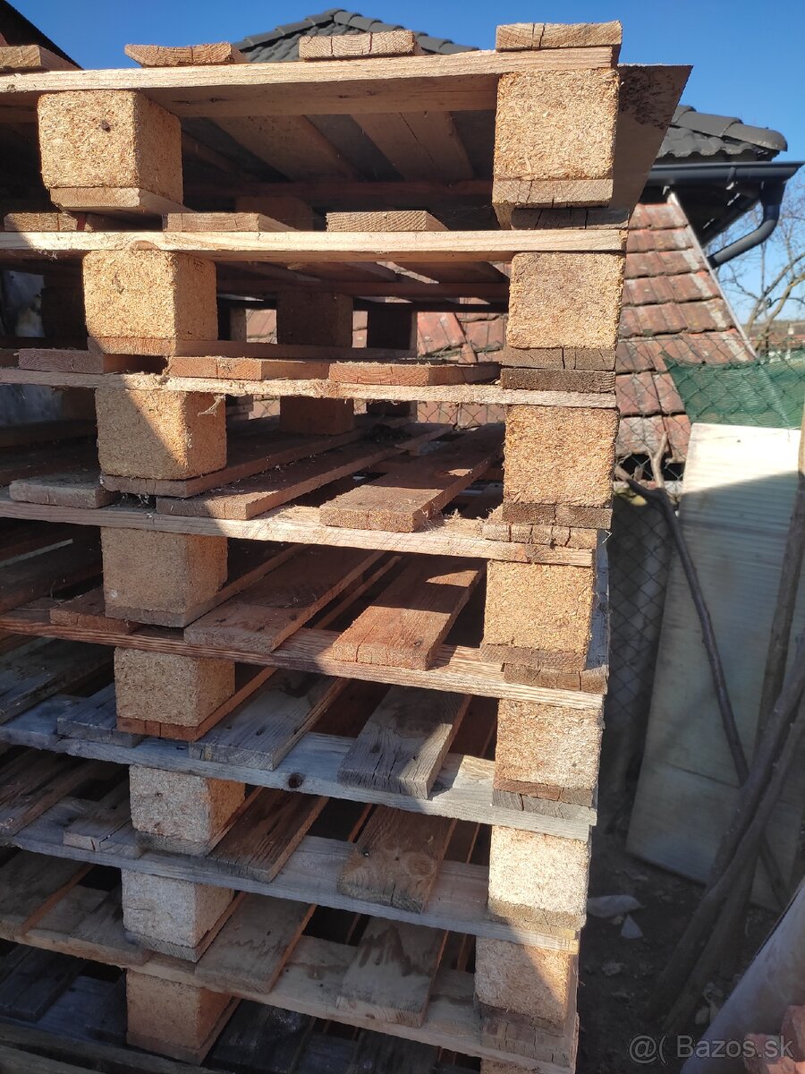 Predám nové drevené palety 13 ks