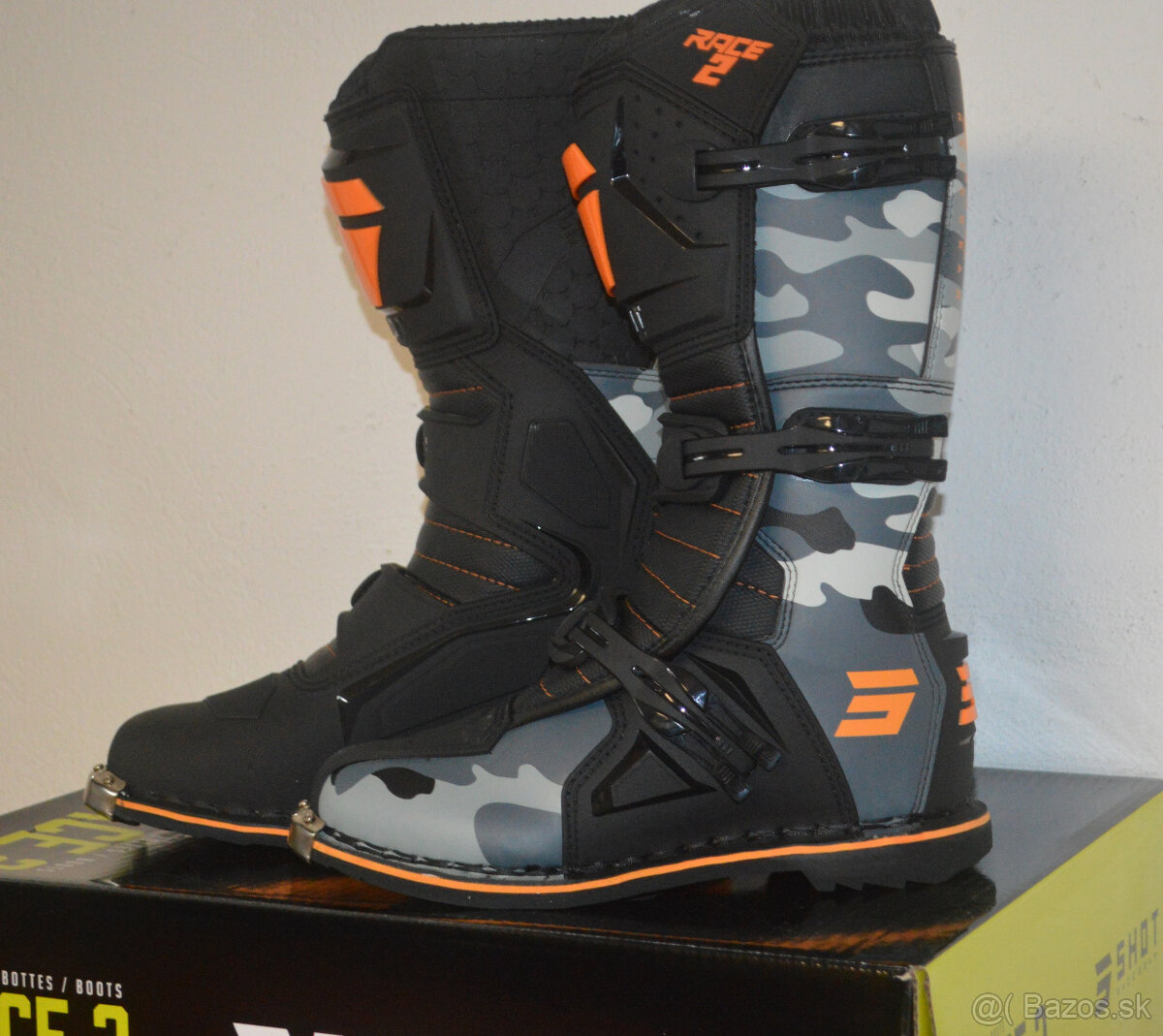 čižmy boty podkolienky camo sivo oranžové shot