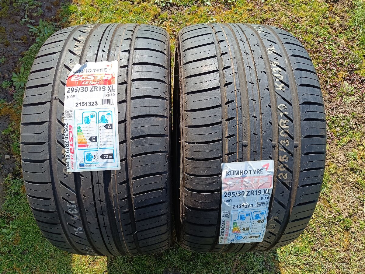 Letné pneumatiky 295/30 R19 Kumho 2ks