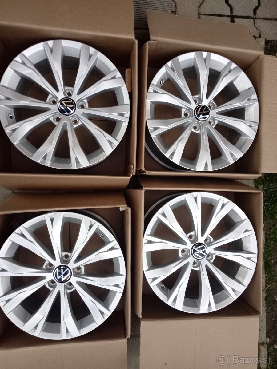 VW Tiguan 17"5x112 ET 40 originálne hliníkové disky,škKodia