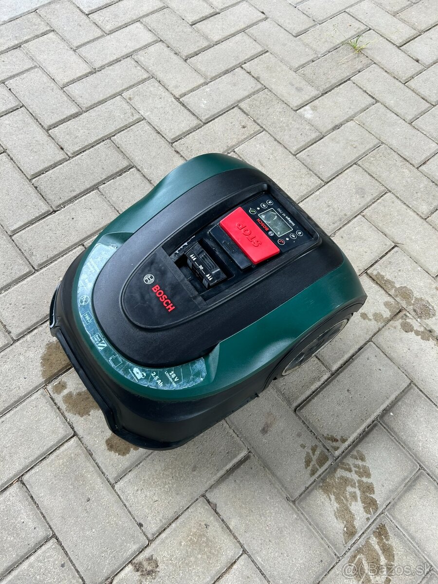 Robotická kosačka Bosch Indego M 700