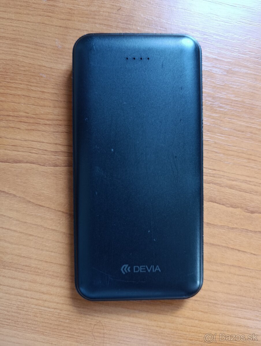 DEVIA powerbanka 10 000mAh