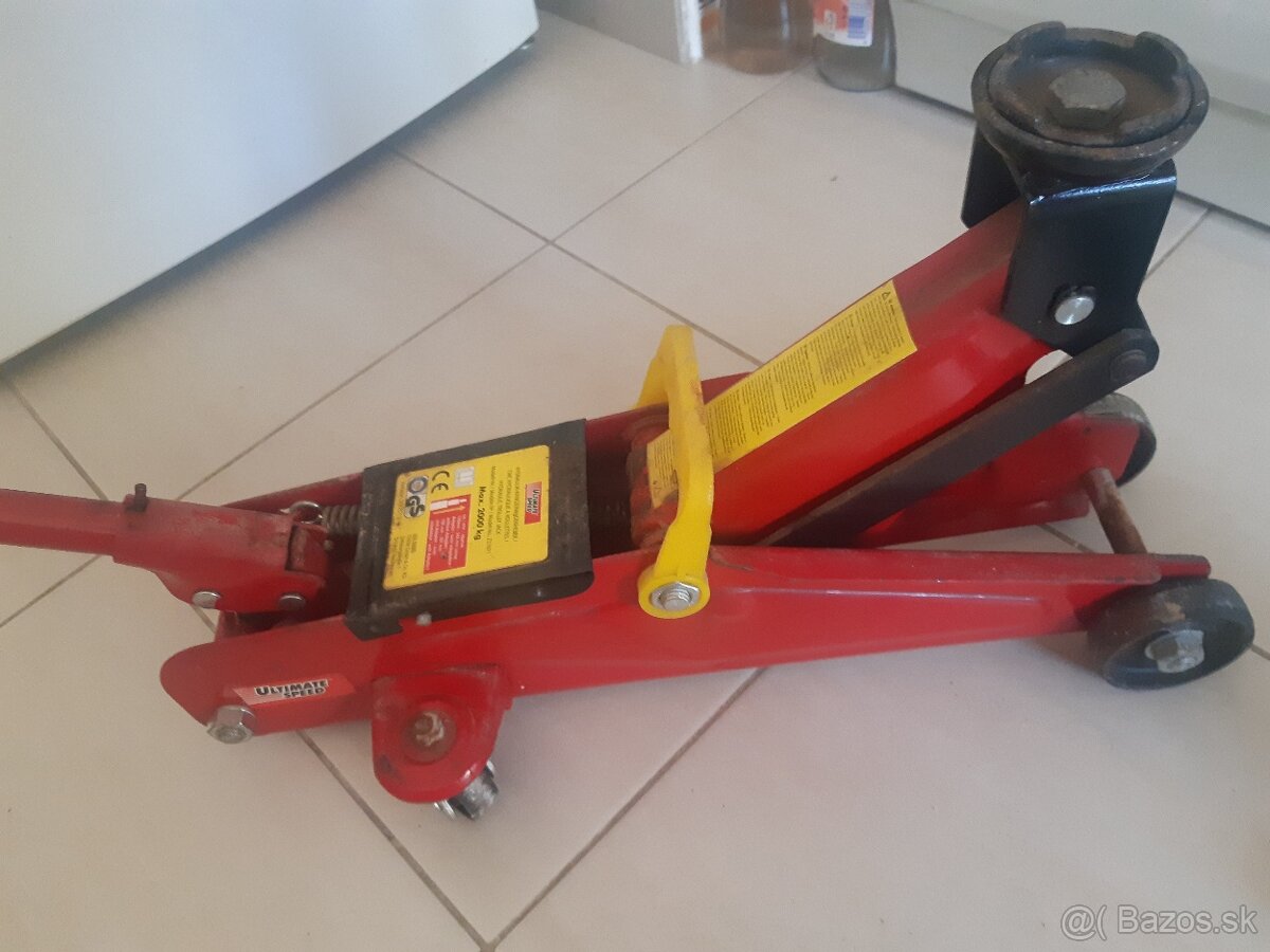 Hydraulický zdvihák