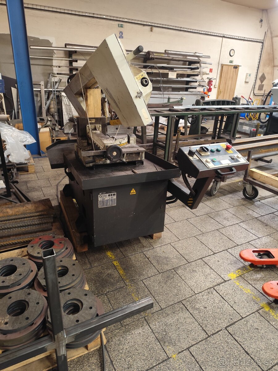 Pásová píla PEGAS 300x320 GH-LR