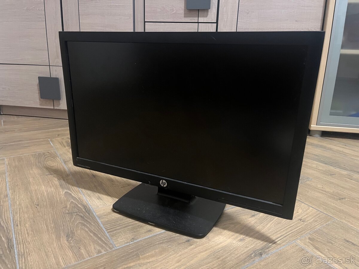 HP P222va 21.5” Full HD