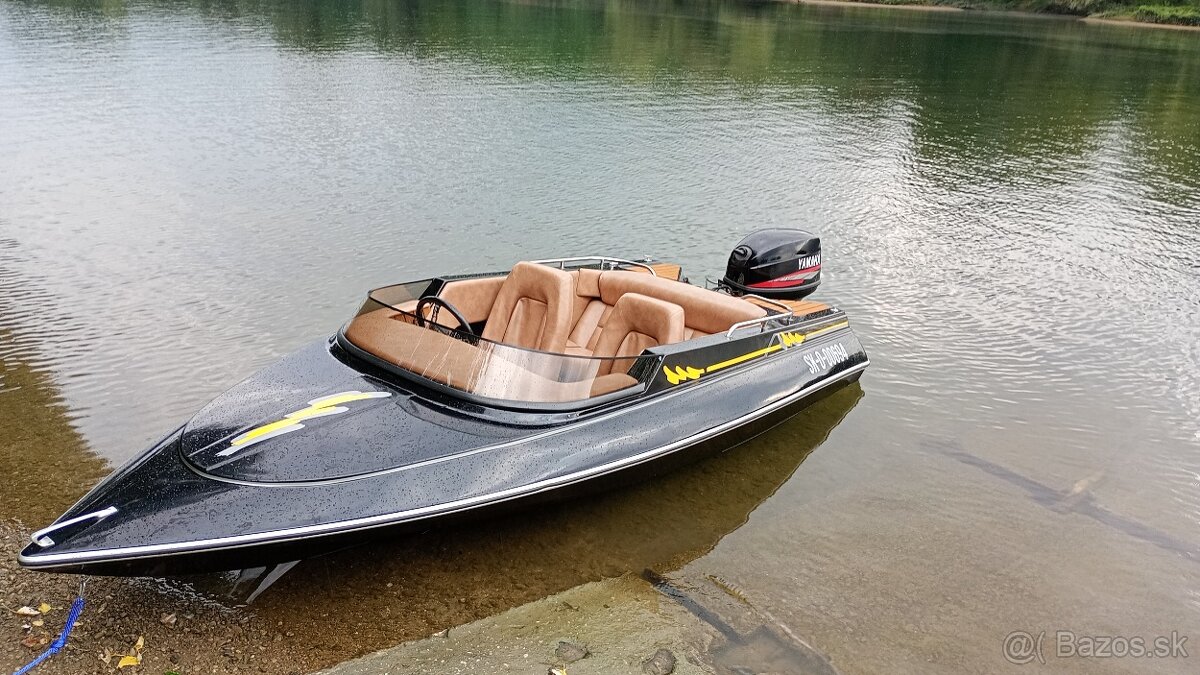 Predám športový čln s motorom a prívesom