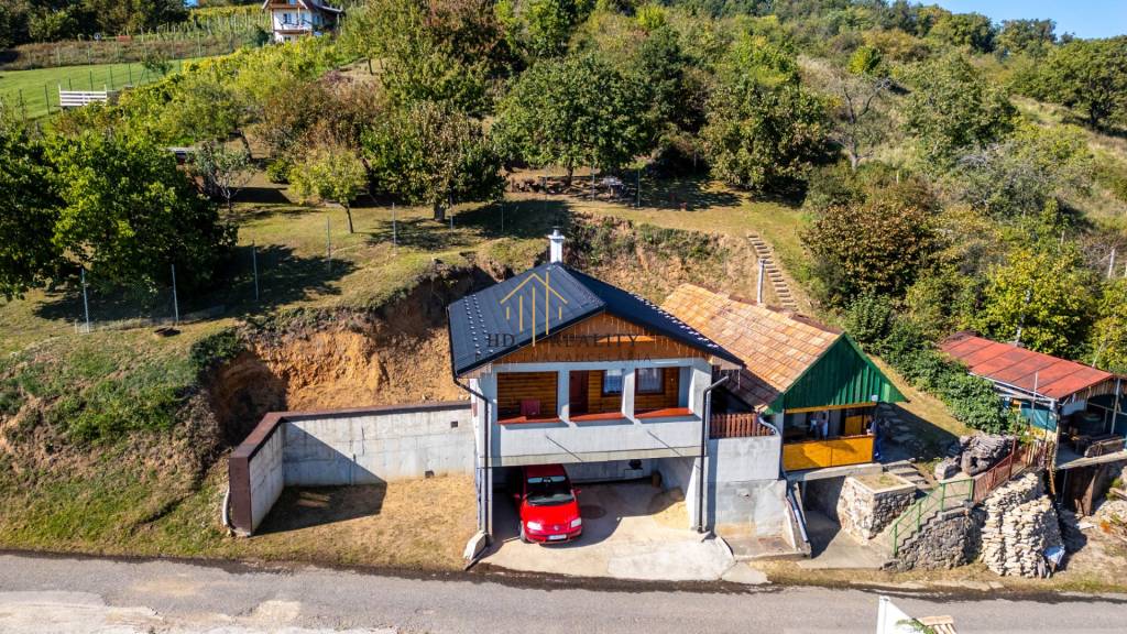 HD REALITY, Predaj rekreačnej chaty s viničným domčekom v Pu