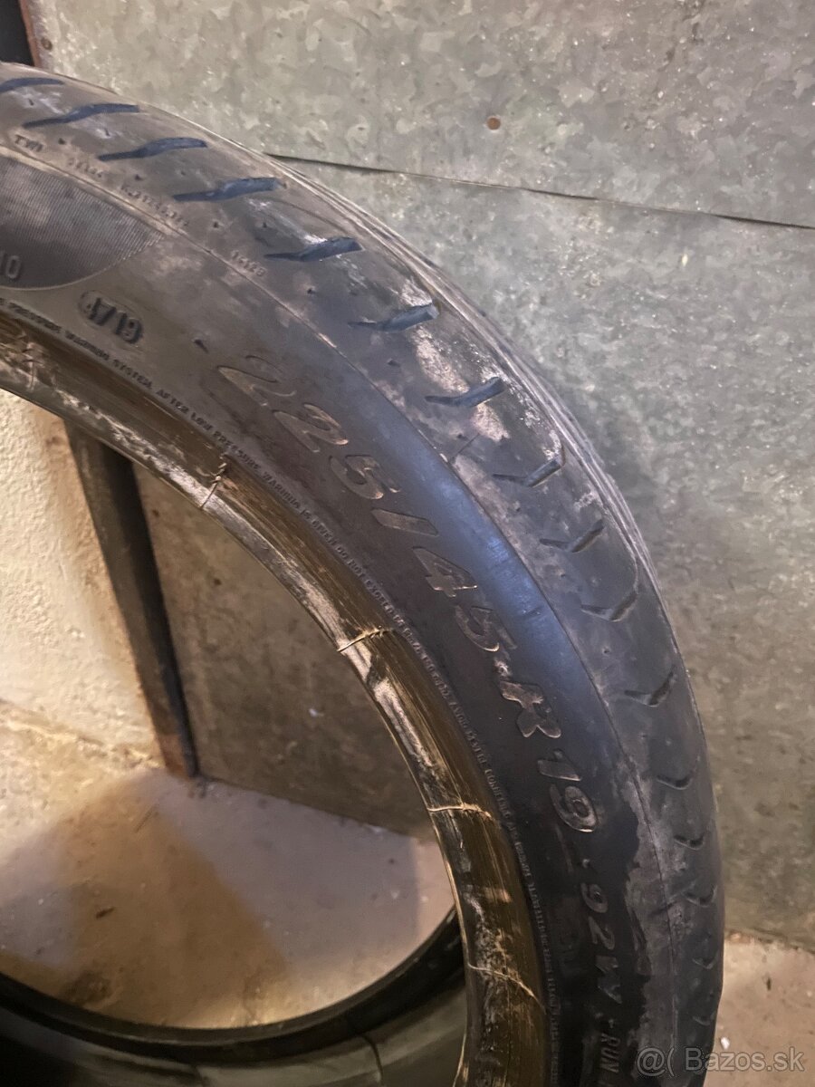 225/45 r19 255/40 r19 pirelli