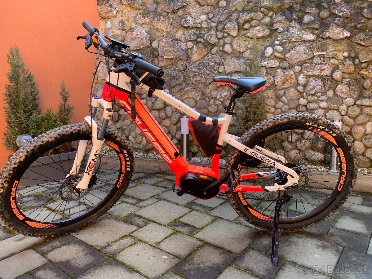 Elektrobicykel Crussis