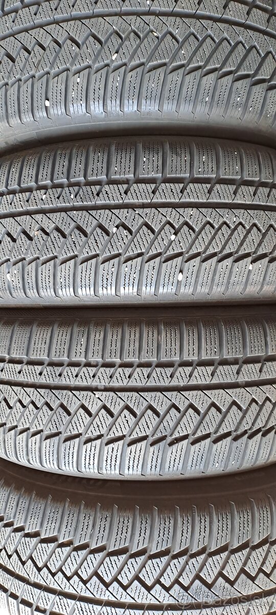 Predám 4ks jazdené zimné 235/50r19-99V Continental