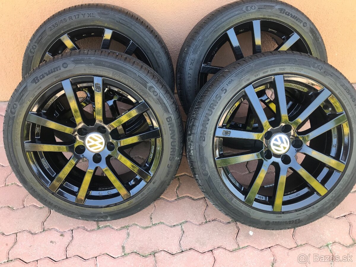 Predám letné kolesa 235/45/17 na Volkswagen a skoda Grup