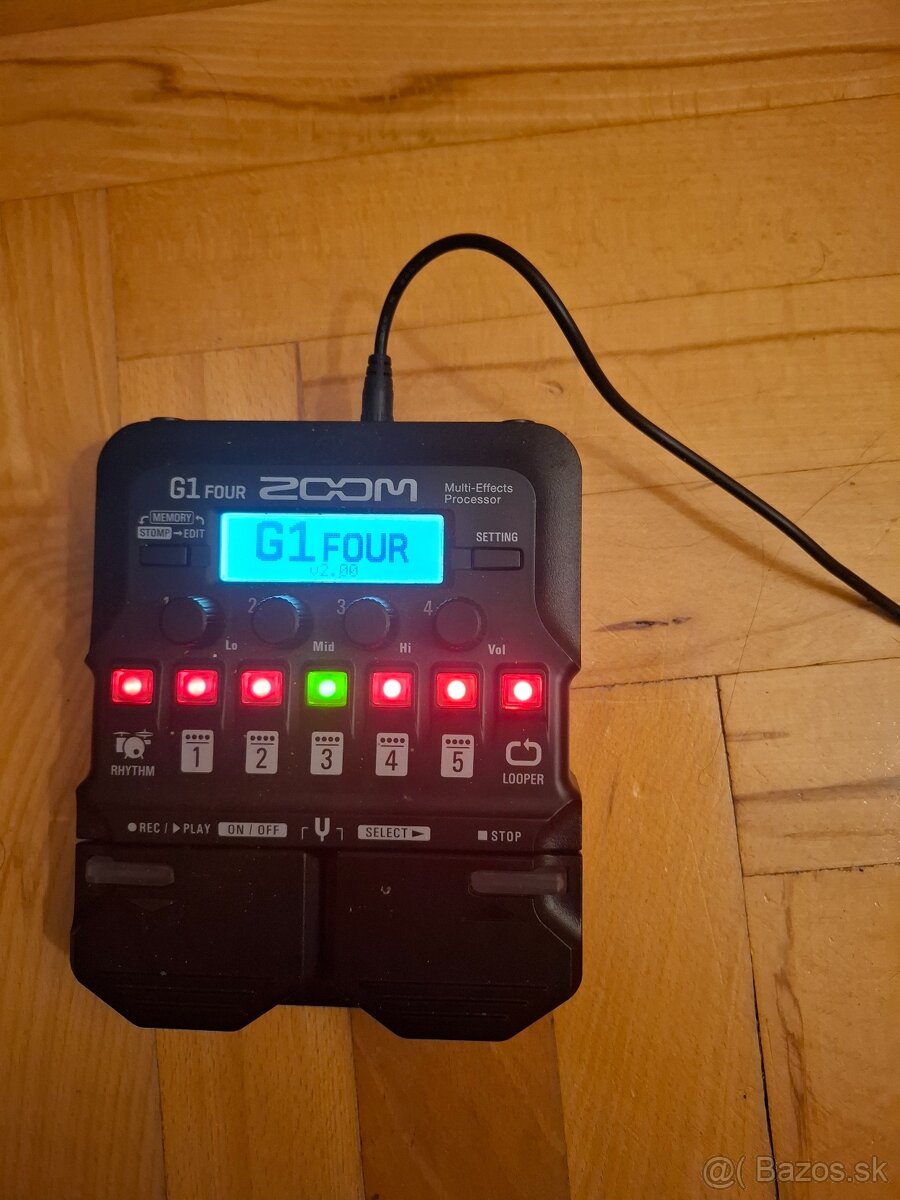Predám gitarový multiefekt Zoom g1 four