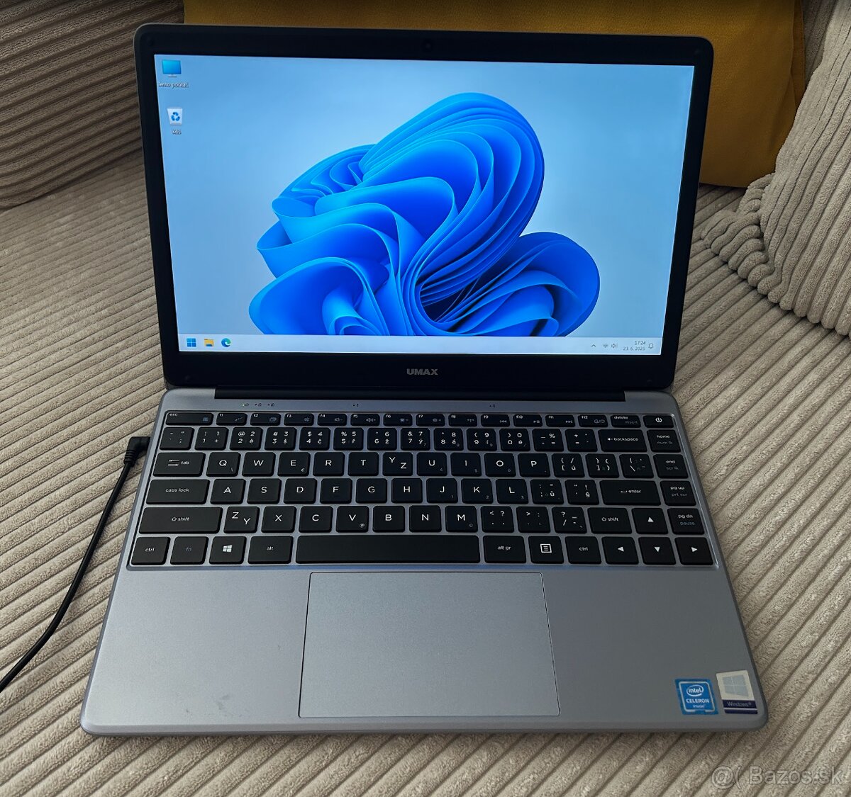 UMAX VisionBook 14Wa BEZ BATÉRIE