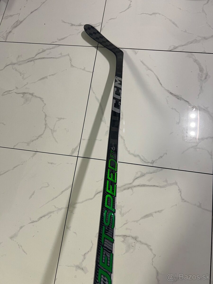 Nova hokejka CCM jetspeed ft6 pro
